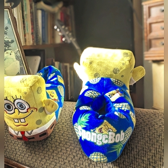 SpongeBob SquarePants children's slippers 4-5 - Picture 1 of 6